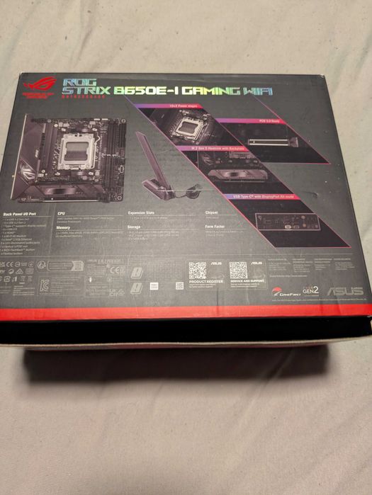 Дъно Asus ROG STRIX B650E-I GAMING WIFI AMD B650 Цокъл AM5 мини ITX