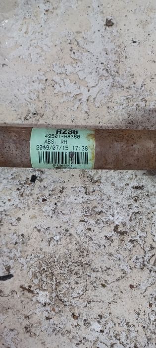 Дясна полуоска Kia Stonic Rio