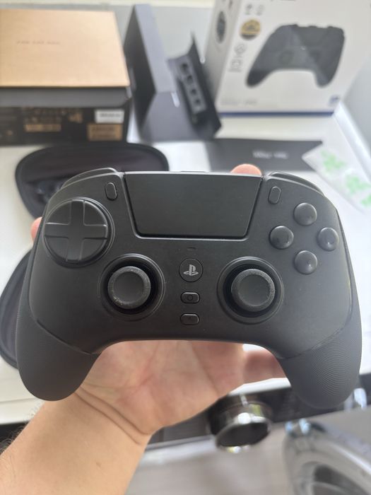 Razer Raiju v3 pro controller ps5 / pc