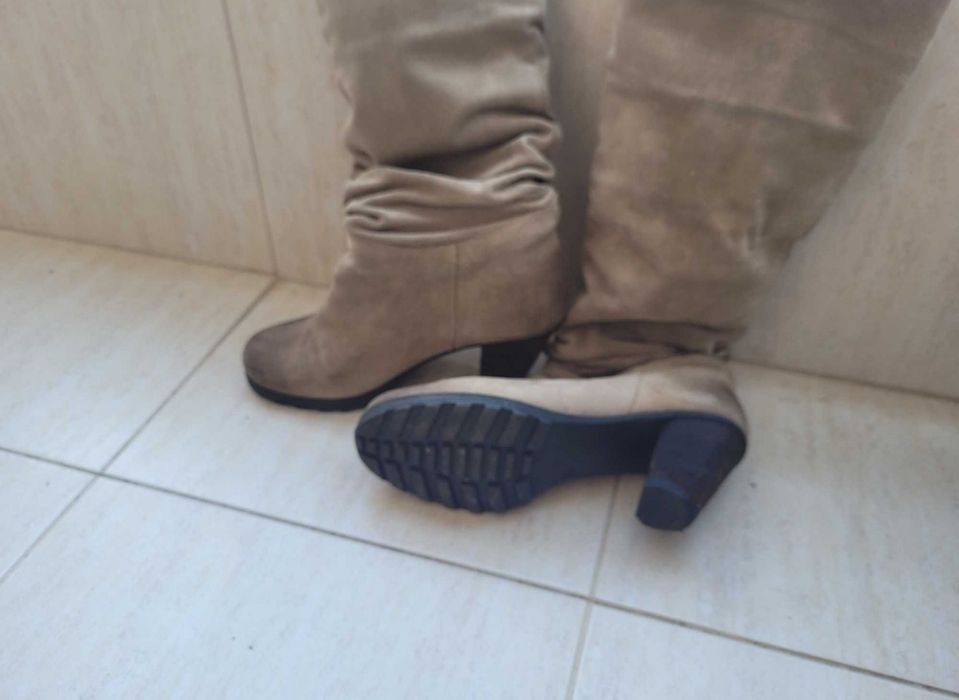 Велурени ботуши - Дарис