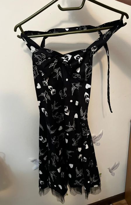 Продаю разные платья, как повседневные и тд.