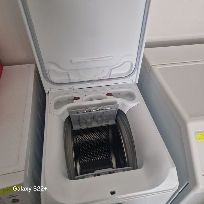 Пералня с горно зареждане AEG Series 7000