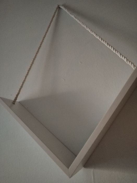 Декоративная полка инь янь