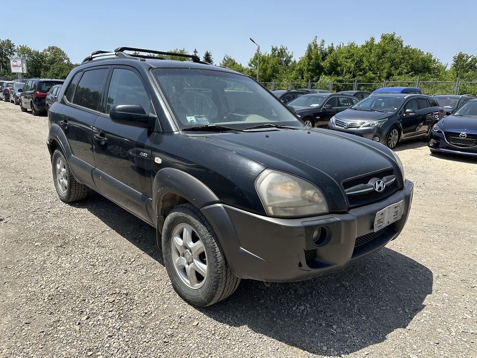 На Части Хюндай Туксон 2.0crdi-D4EA 4x4