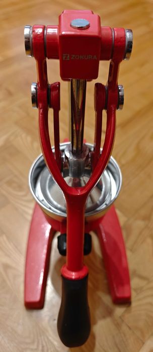 Професионална цитрус преса за нар черна Zokura Z100RD