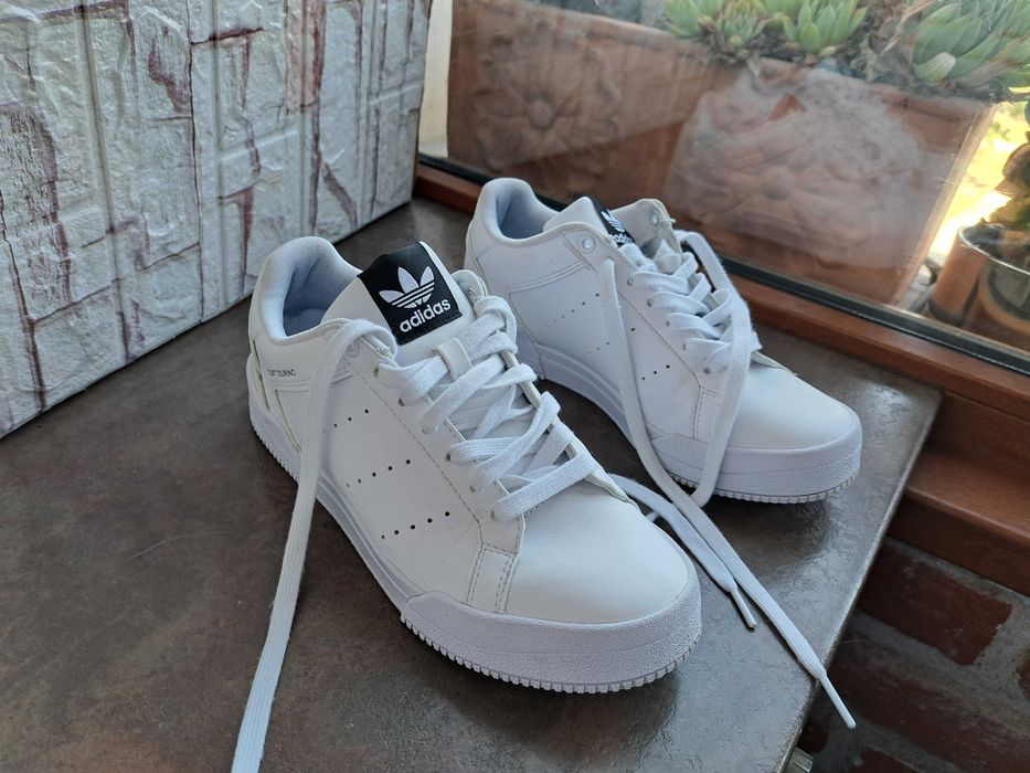 дамски маратонки за момче,кецове,спортни обувки,адидас,Adidas,39