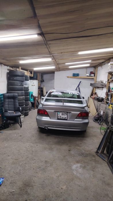 Продам Mitsubishi galant