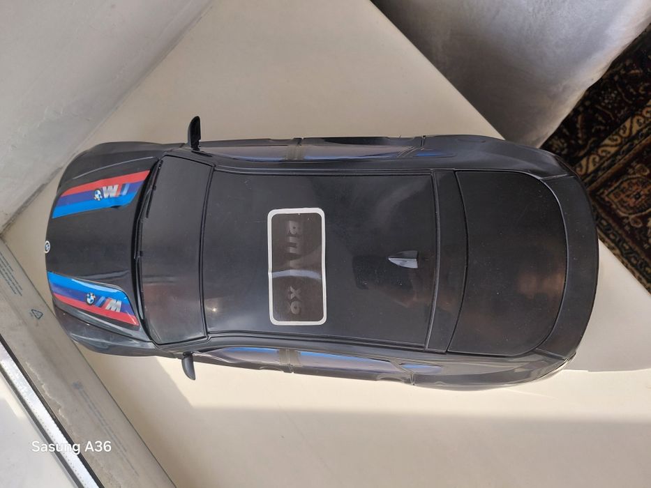Продам игрушку бмв х6