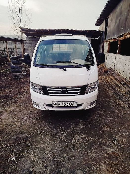 Грузавой машина сотилади