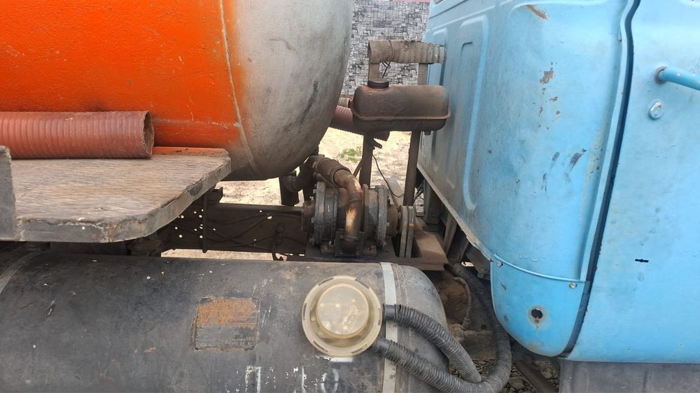 Продам газ 53 асенизатор