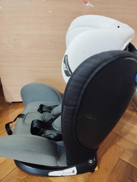 Vând scaun mașină copii auto