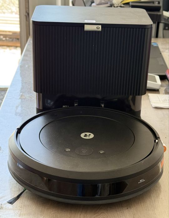 I Robot Roomba combo 2