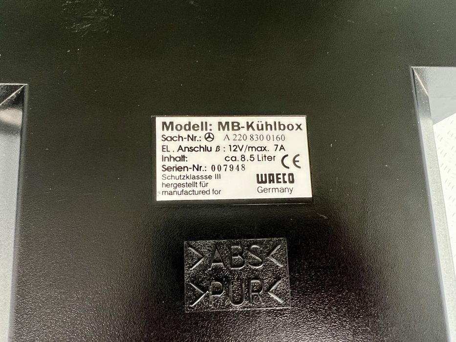 Хладилник WAECO за Мерцедес / Mercedes W220 S-класа