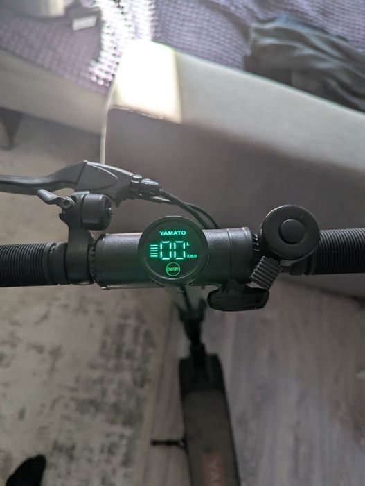 Электросамокат Yamato 0809 pro