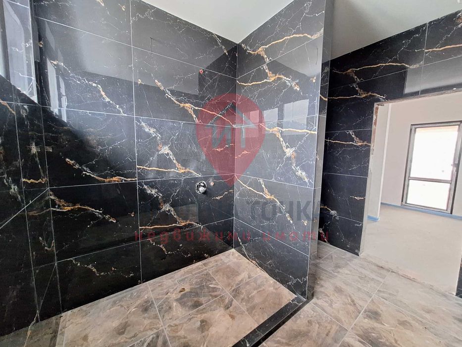 Продава се Къща в Асеновград - 420 кв.м за 474 €/кв.м - Снимка #7