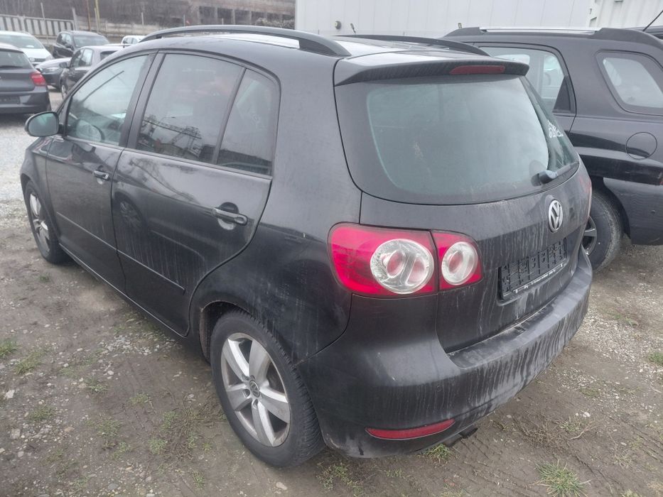 Vw Golf Plus 14 benz E5