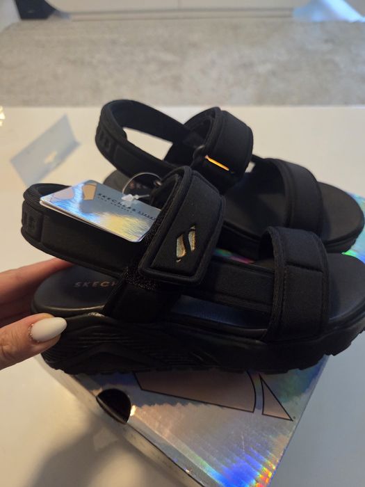 Детски нови сандали Skechers