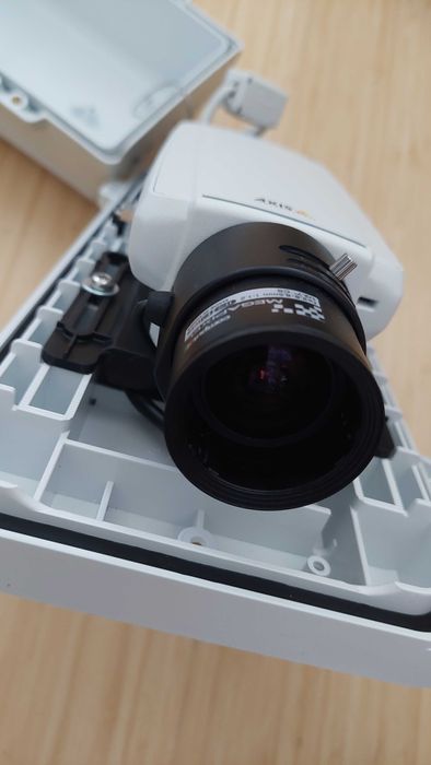 CCTV Камера f=2.8-8.5mm 1:1.2 1/2.7" CS IR Piris MEGAPIXEL AXIS