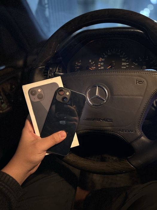 Продам iphone 13 на гарантии 92% акб