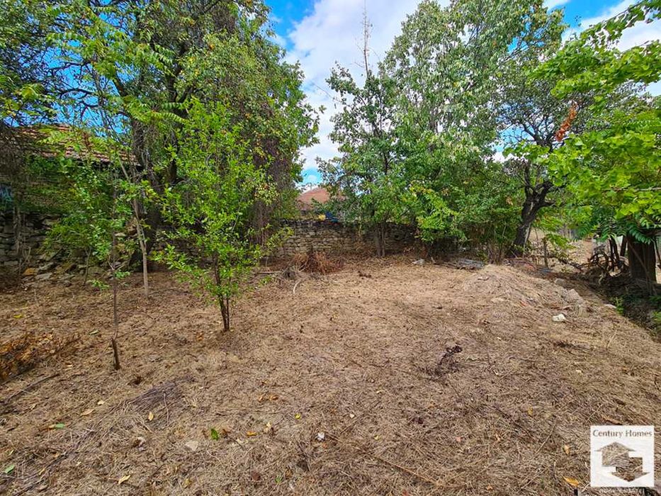 116196 Частично реновирана къща в с.Церова Кория, 15 км. от В. Търново