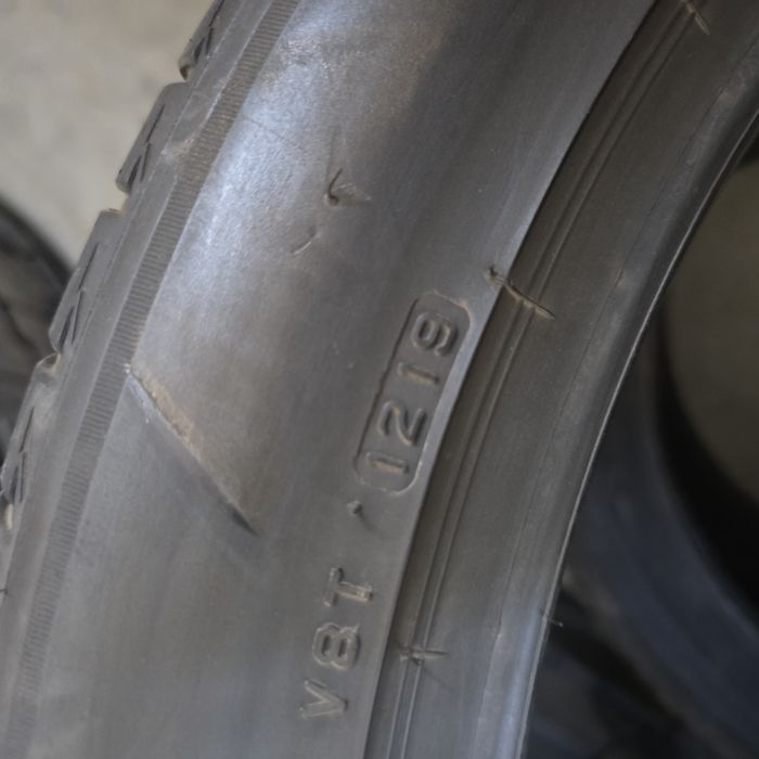 Anvelope turism noi vara Bridgestone 295 40 21