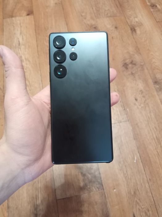 Самсунг S25 ULTRO