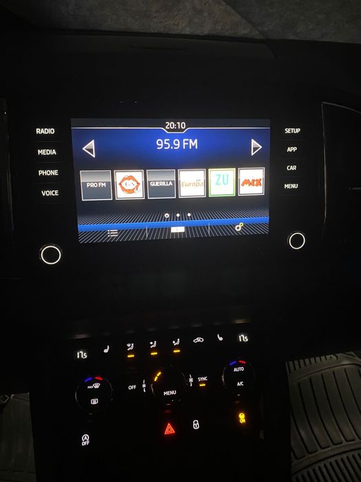 Ocazie! Skoda Karoq 80.000 km