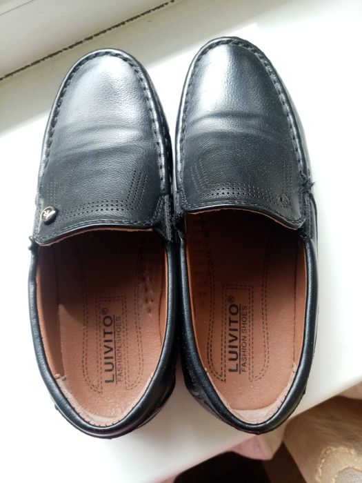 Туфли на мальчика новые 27 размер