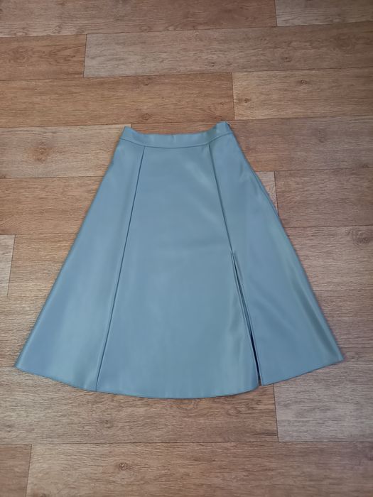 Юбка из премиальной экокожи