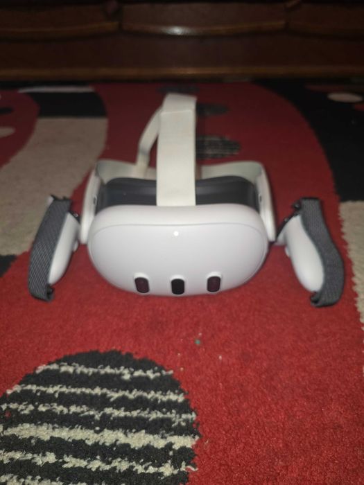 Vand meta quest 3 128gb ca nou, lentilele nu sunt zgariate sau arse