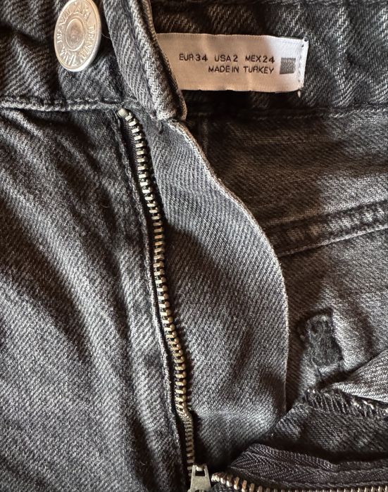 Къси панталони Zara