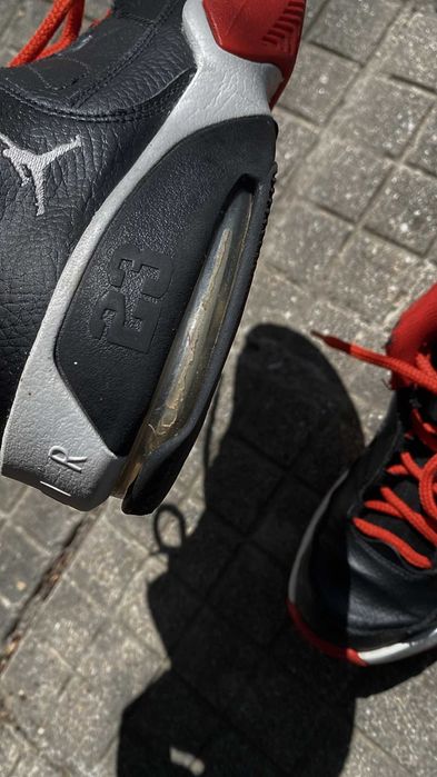 Nike Air Jordan Max Aura 3 / Black Red