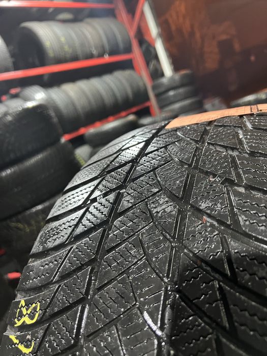 245 40 18 bridgestone iarna 2020