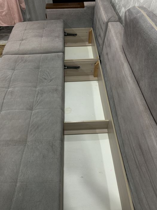 Диван в гостинную