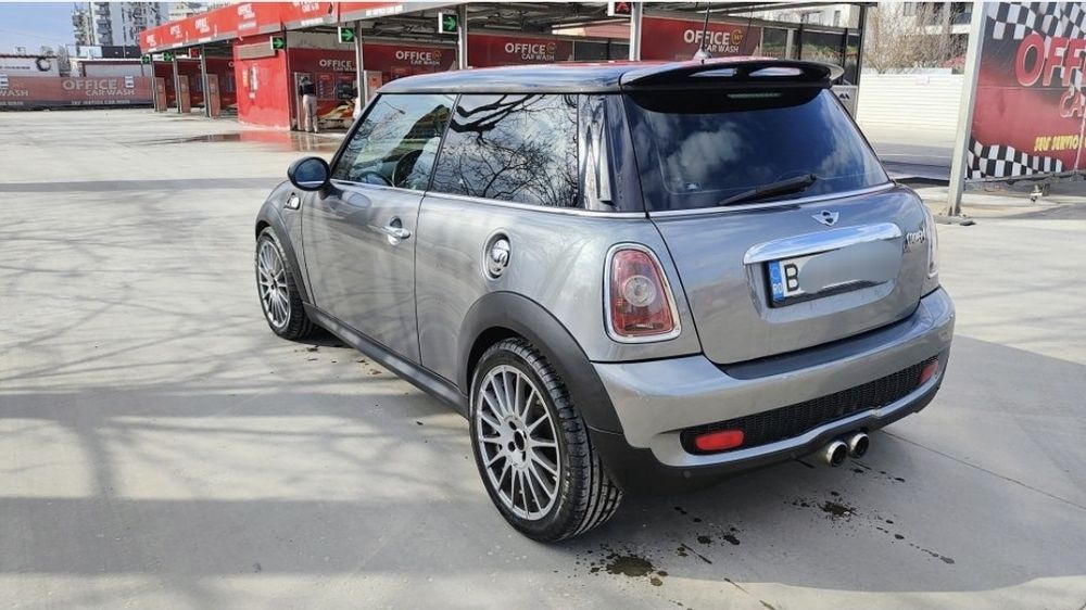 Mini Cooper S. R56