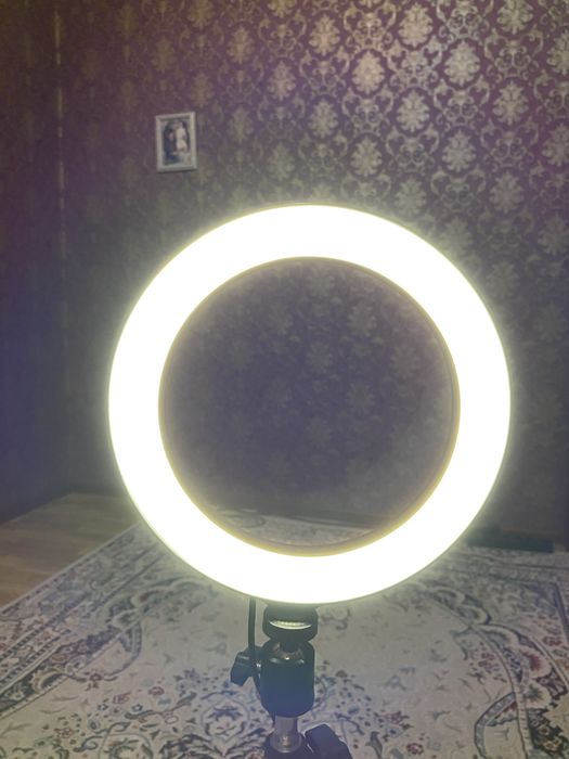 Продам тик ток лампу с 3цветами