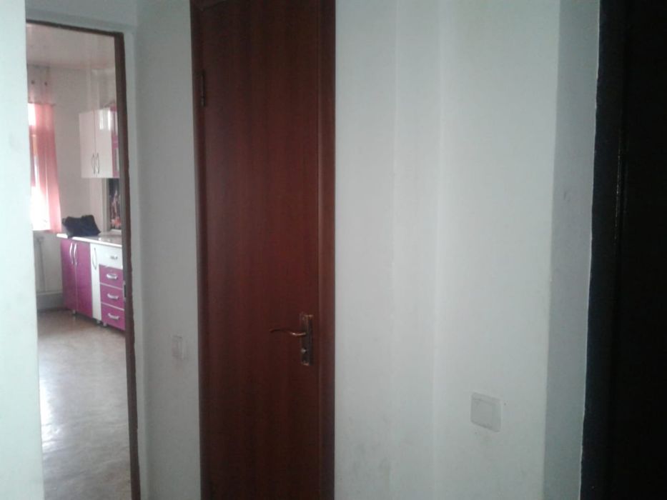 Продается 3-х комнатная в массиве Арай, город Тараз