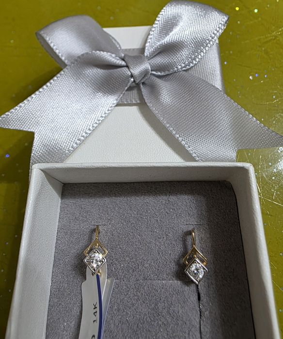 Продам детские серёжки НОВЫЕ