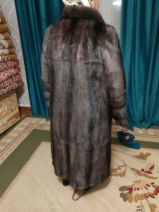 Шуба продается щуба