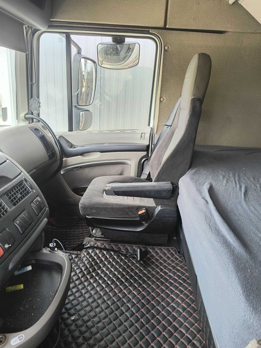 Daf xf 105 automat si semiremorca Krone prelata