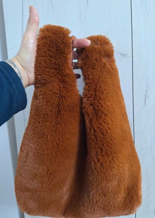 Geanta blanita Lefties noua