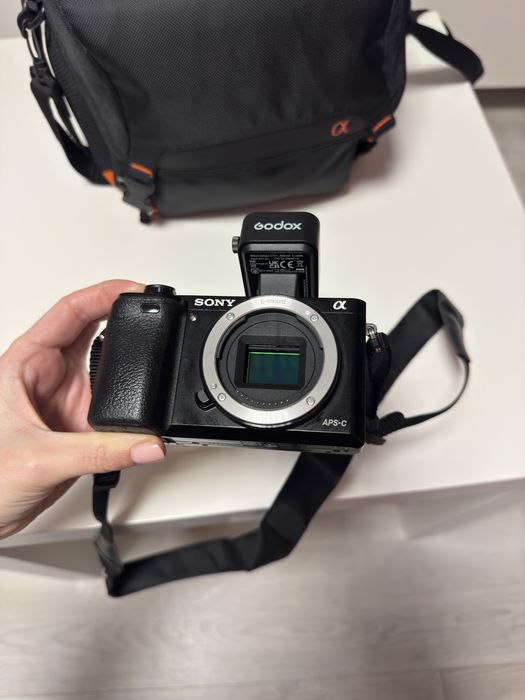 Sony A6000 Mirrorless STARE PERFECTA 3k cadre