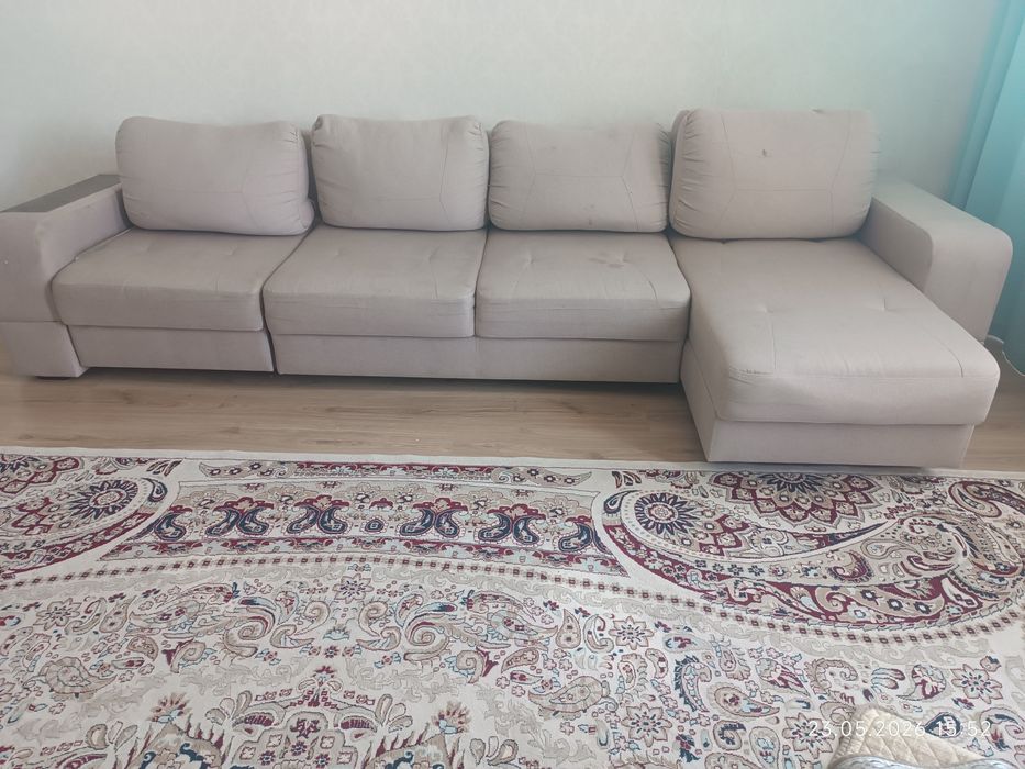 Диван для гостинной