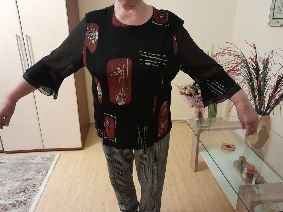 Bluza voile mas.XXXL și blazer mas.60