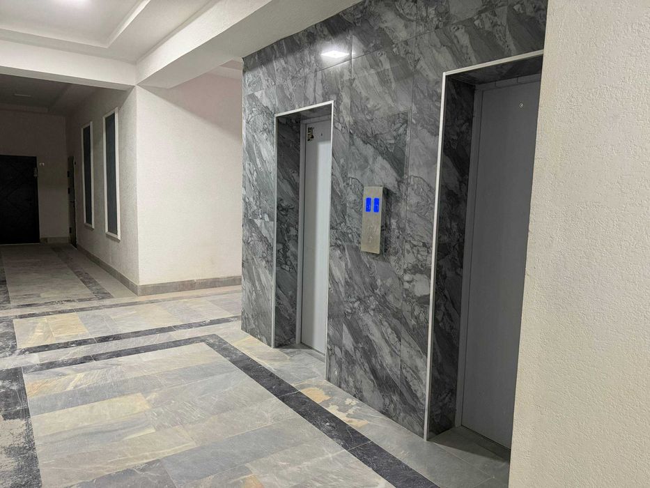 Квартира в ЖК Aviasozlar plaza ,базар Кадышева (ИТ)