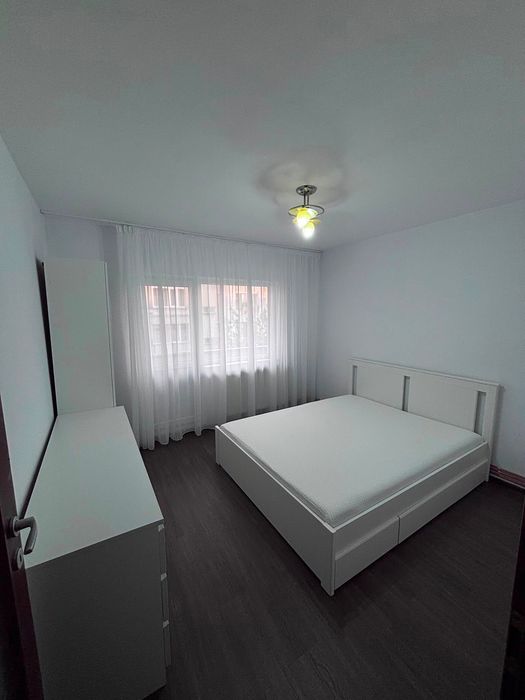 Apartament de închiriat