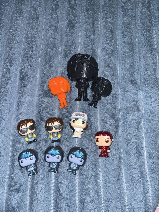 Продаю фигурки осд