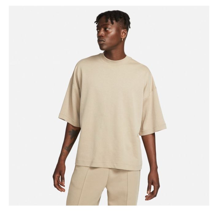 Футболка свободного кроя Nike