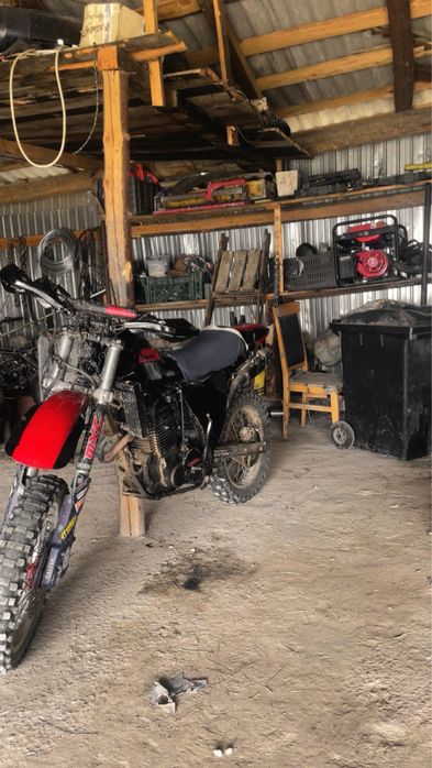 Cross aprilia 650