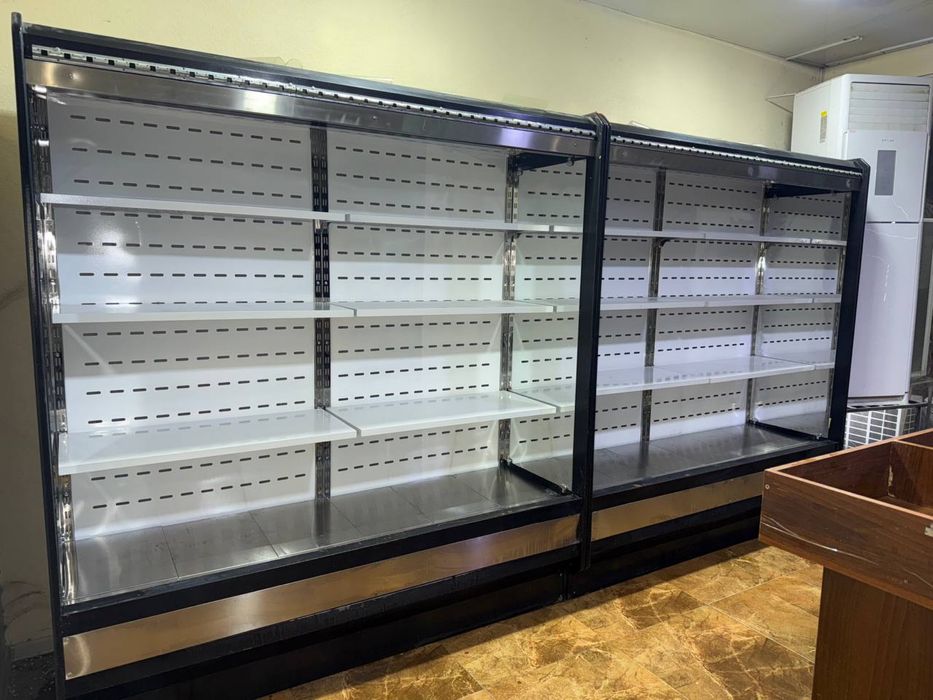 Продается витрина холодильник и кондиционер